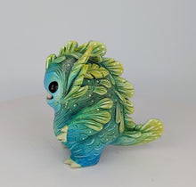 Load image into Gallery viewer, Logur original sculpture
